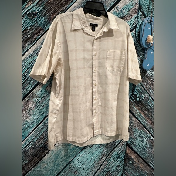 Mens Van Heusen XL short sleeve Sports Shirt 17 1/2 -5 - Picture 2 of 6